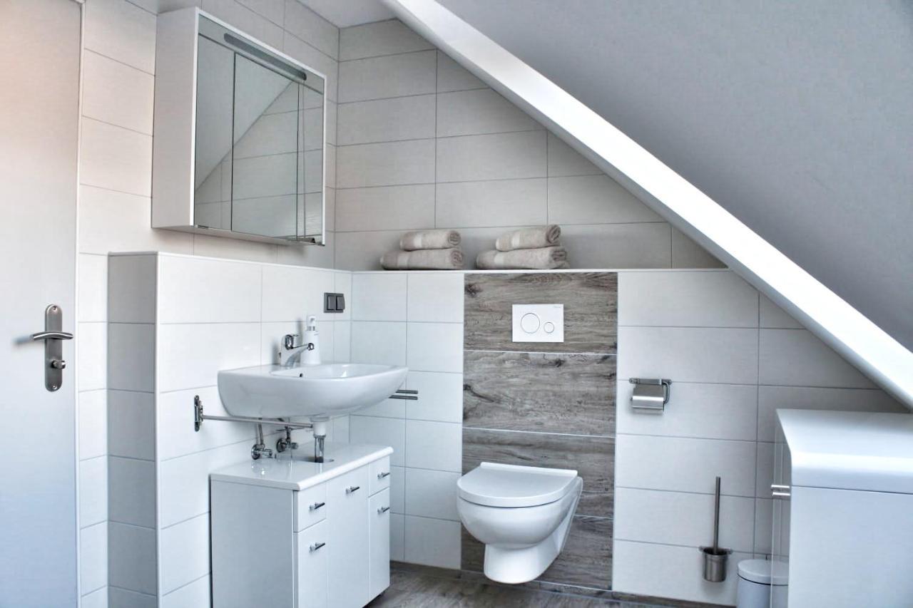 Nordsee Anker Unsere Moderne 87 Qm Ferienwohnung Mit Zwei Schlafzimmer In Norden Ortsteil Ostermarsch ภายนอก รูปภาพ